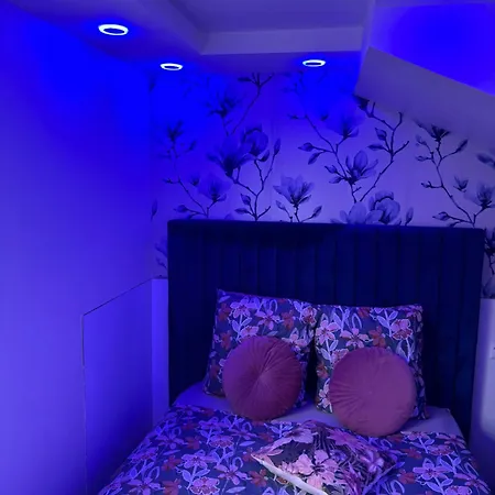 Apartmán Just Cozy Totalement Independante #3 *